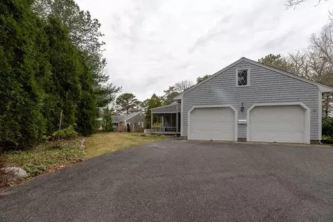 66 Surf Dr, Mashpee, MA 02649 photo 2