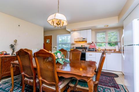 82 Maple St, Buzzards Bay, MA 02532 photo 7