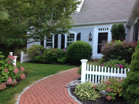 51 Regatta Dr, Mashpee, MA 02649 photo 1