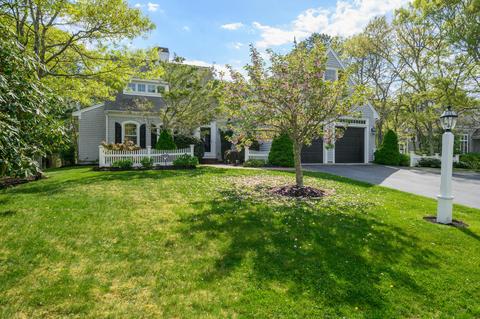 51 Regatta Dr, Mashpee, MA 02649 photo 5