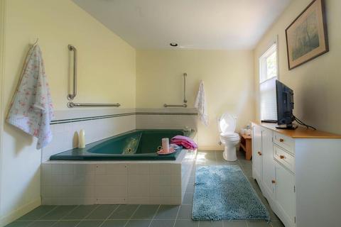 19 Fox Den Bluff Rd, Cotuit, MA 02635 photo 30