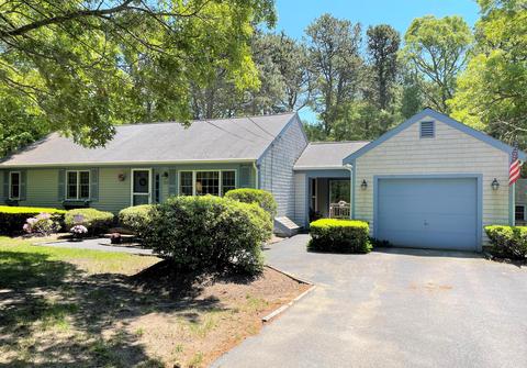 935 Bumps River Rd, Centerville, MA 02632 photo 2