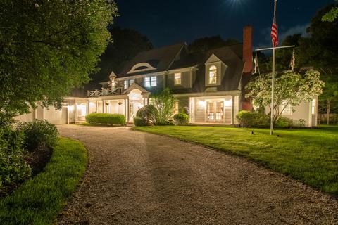 16 Eagle Dr, Mashpee, MA 02649 photo 1