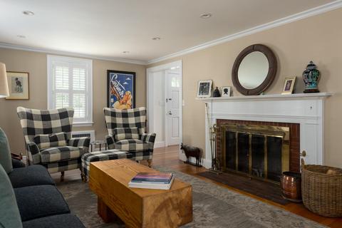 95 Clarke Rd, Needham, MA 02492 photo 2