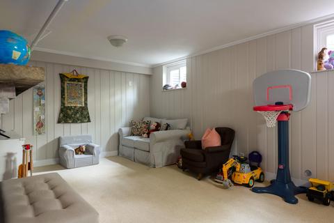 95 Clarke Rd, Needham, MA 02492 photo 11