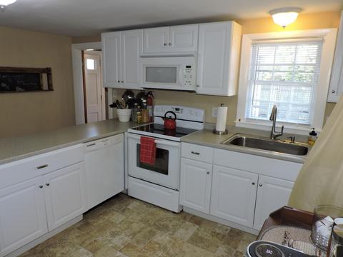 52 Harvard St, Hyannis, MA 02601 photo 3
