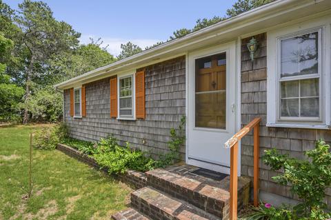 40 Captain Michaels Rd, Eastham, MA 02642 photo 3