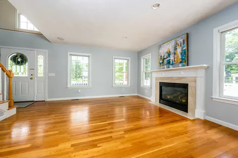 208 James Cir, Mashpee, MA 02649 photo 12