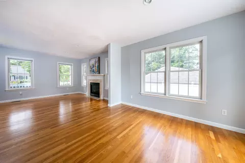 208 James Cir, Mashpee, MA 02649 photo 13