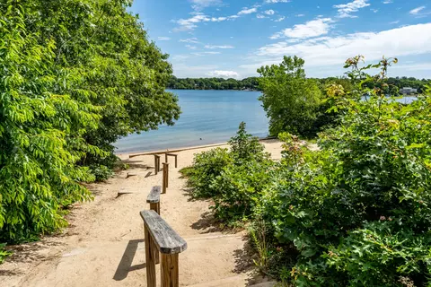 208 James Cir, Mashpee, MA 02649 photo 37
