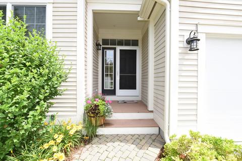16 Chadwick Ct, Mashpee, MA 02649 photo 5