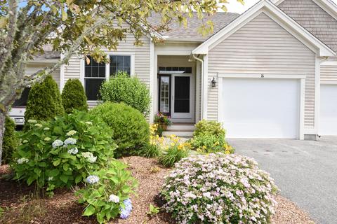 16 Chadwick Ct, Mashpee, MA 02649 photo 1