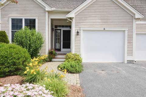 16 Chadwick Ct, Mashpee, MA 02649 photo 2