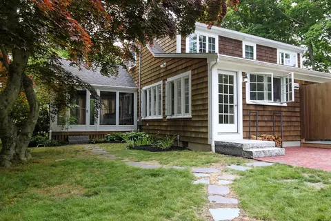 81 High St, Cotuit, MA 02635 photo 43