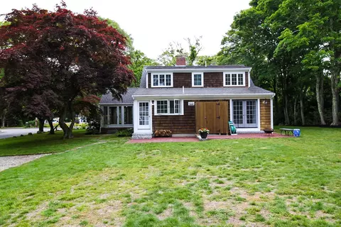 81 High St, Cotuit, MA 02635 photo 44