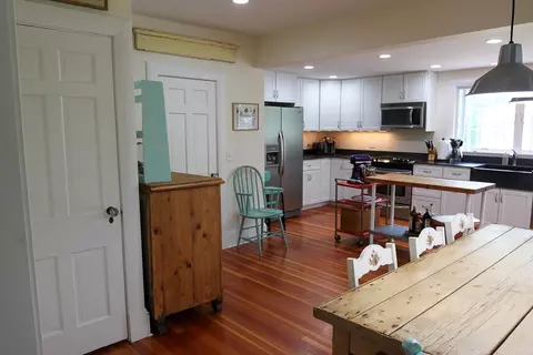 81 High St, Cotuit, MA 02635 photo 21