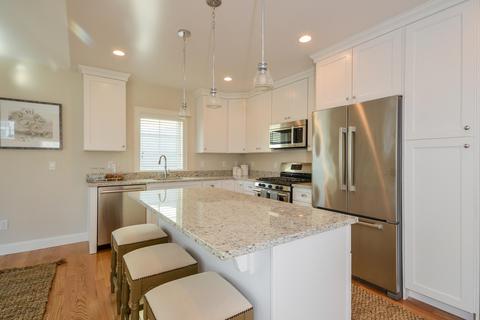 37 Cobblestone Cir, Mashpee, MA 02649 photo 9
