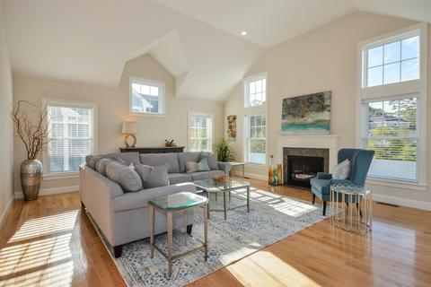 37 Cobblestone Cir, Mashpee, MA 02649 photo 1