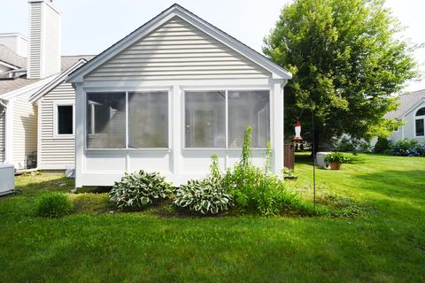 11 Windward St, Mashpee, MA 02649 photo 2