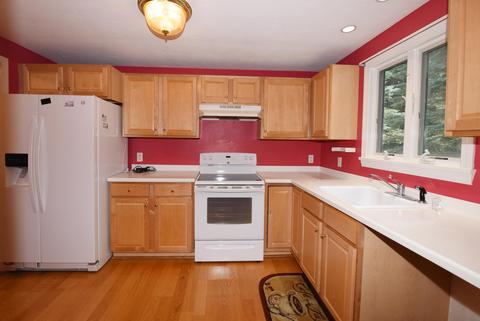 11 Windward St, Mashpee, MA 02649 photo 5