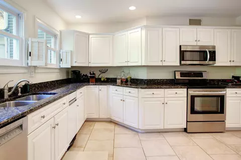 105 Parker Rd #D, Osterville, MA 02630 photo 8