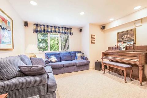 18 Rolling Green Ln, Mashpee, MA 02649 photo 21