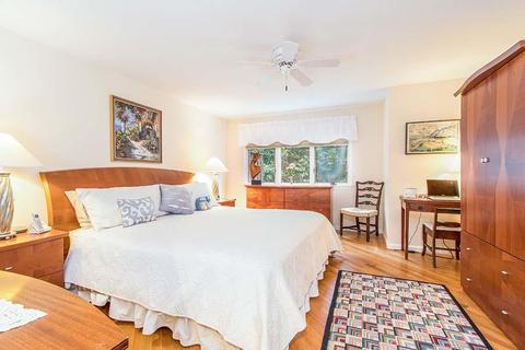 18 Rolling Green Ln, Mashpee, MA 02649 photo 12