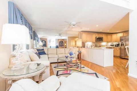 18 Rolling Green Ln, Mashpee, MA 02649 photo 8