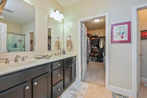 92 Grey Hawk Dr, Mashpee, MA 02649 photo 17