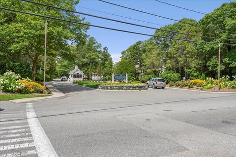92 Grey Hawk Dr, Mashpee, MA 02649 photo 27