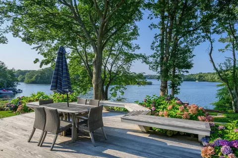 256 Holly Point Rd, Centerville, MA 02632 photo 6