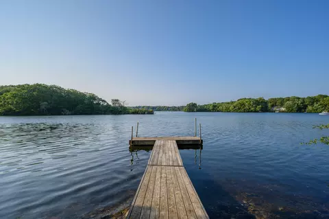 256 Holly Point Rd, Centerville, MA 02632 photo 3