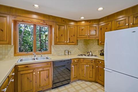45 Danielle Dr, Eastham, MA 02642 photo 6