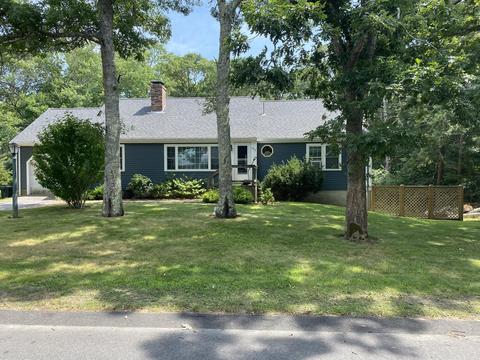283 Mariner Cir, Cotuit, MA 02635 photo 1