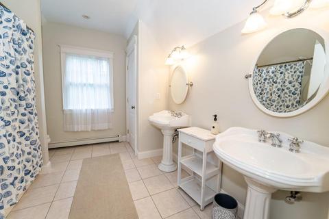 270 Williston Rd, Sagamore Beach, MA 02562 photo 34