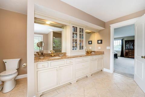 270 Williston Rd, Sagamore Beach, MA 02562 photo 38
