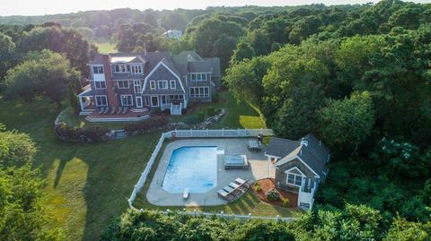 270 Williston Rd, Sagamore Beach, MA 02562 photo 4