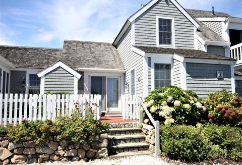 14 Hammock Pond Rd, Mashpee, MA 02649 photo 1