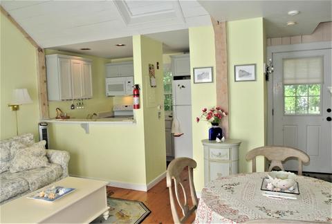 14 Hammock Pond Rd, Mashpee, MA 02649 photo 9