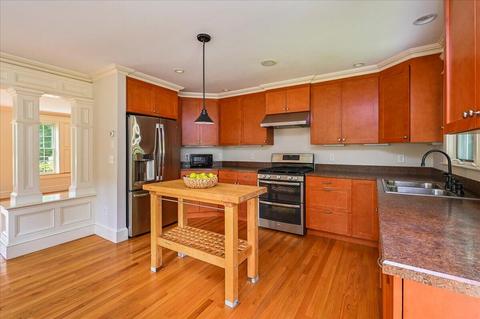 355 Shore Rd, Bourne, MA 02532 photo 5
