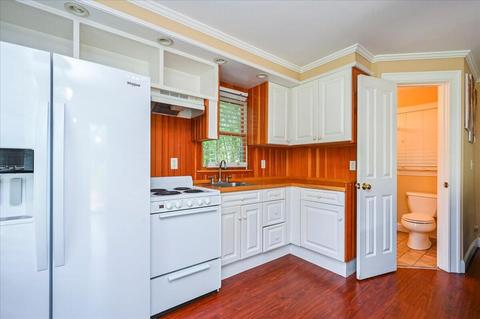 355 Shore Rd, Bourne, MA 02532 photo 17