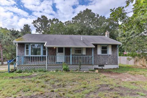 2 Teaberry Ln, Edgartown, MA 02539 photo 3