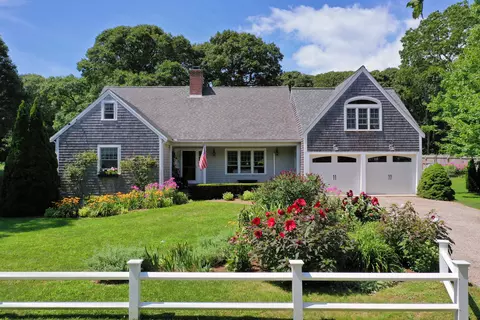 18 Echo St, Chatham, MA 02633 photo 2