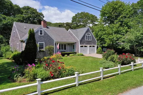 18 Echo St, Chatham, MA 02633 photo 3