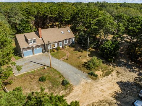 2 Memory Ln, Eastham, MA 02642 photo 3