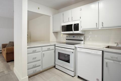 800 Bearses Way #2WG, Hyannis, MA 02601 photo 7