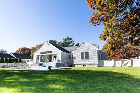 61 Falling Leaf Ln, Osterville, MA 02655 photo 10