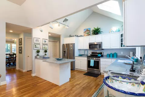 61 Falling Leaf Ln, Osterville, MA 02655 photo 15