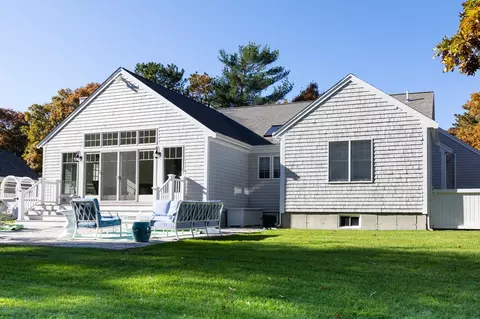 61 Falling Leaf Ln, Osterville, MA 02655 photo 9