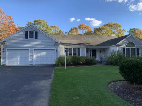 61 Falling Leaf Ln, Osterville, MA 02655 photo 3